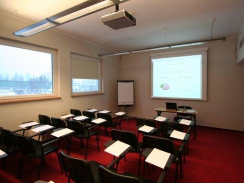 Hotel Lechicka Poznan Bagian luar foto